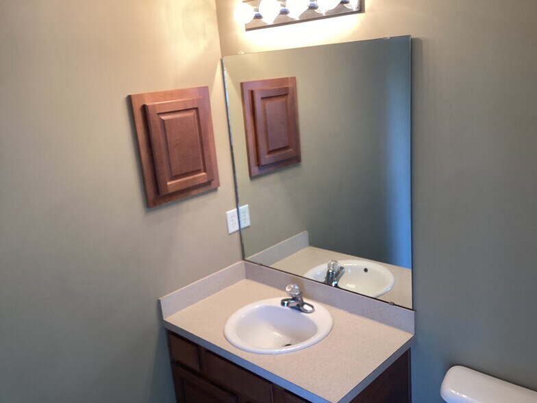 Building Photo - 4152 Lonicera Loop