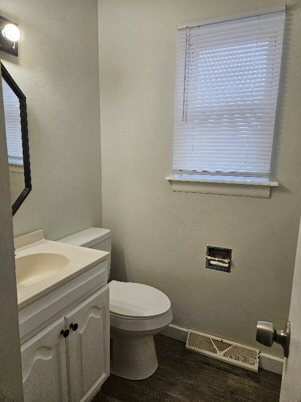 Building Photo - 608 Sunflower Dr