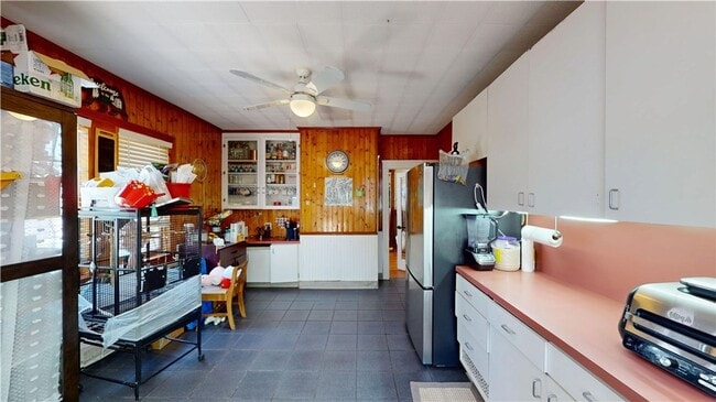 Building Photo - ****Providence/Mt. Pleasant – Single Famil...