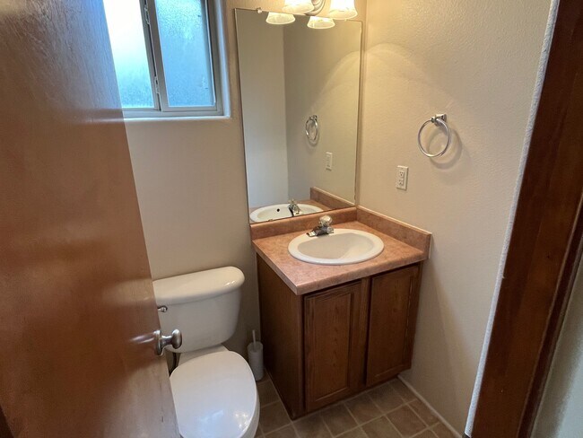 Half Bath - 11016 Alta Dr NW