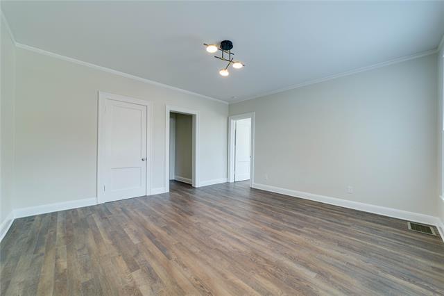 Building Photo - 715 S Jennings Ave