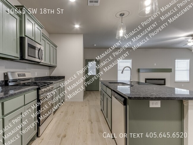 Building Photo - 10645 SW 18th St