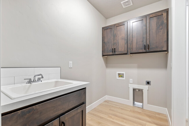 Building Photo - 4695 S Abbot Way
