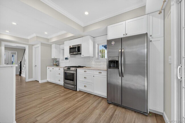 Building Photo - 47 S 6th St