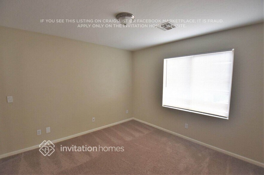 Building Photo - 11379 W Pima St