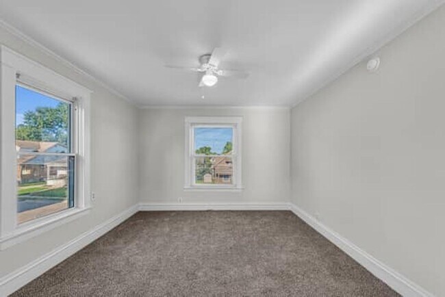 Building Photo - 3940 Delmar Ave