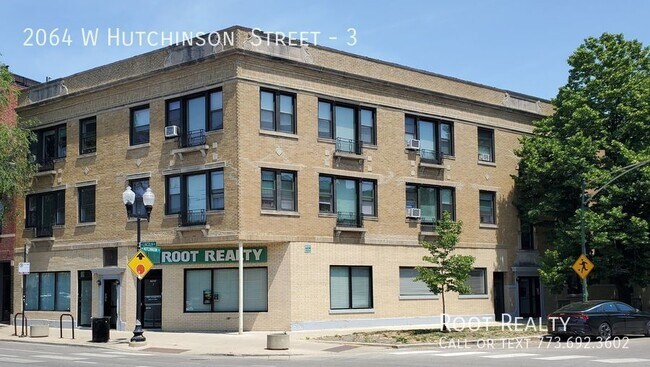 Building Photo - Lincoln Square / North Center – Modern Top...