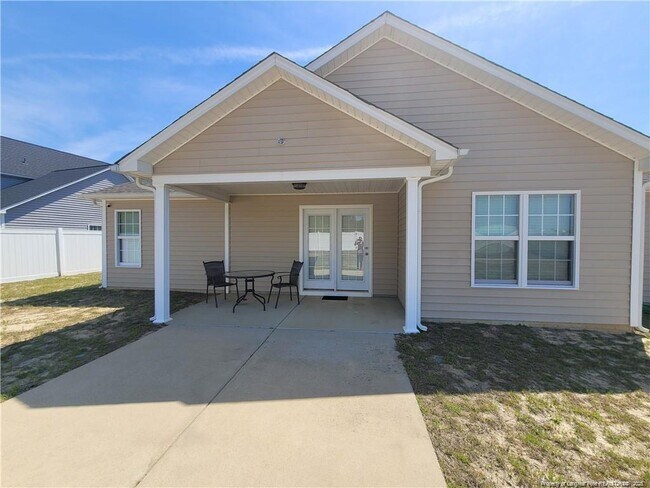 Building Photo - 3608 Crosswinds Dr