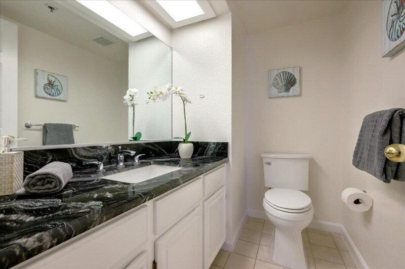 Building Photo - 430 Portofino Dr