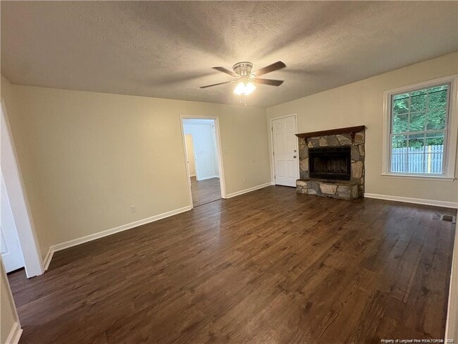 Building Photo - 2544 Previs Rd