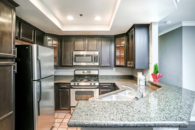 Building Photo - 3877 Pell Pl