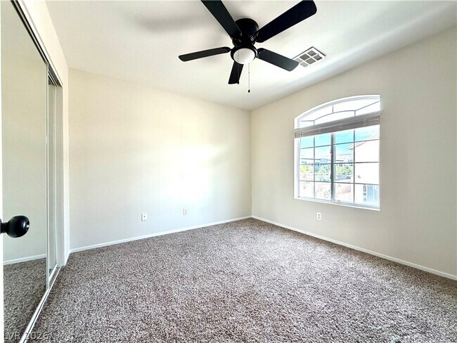 Building Photo - 3995 Starfield Ln