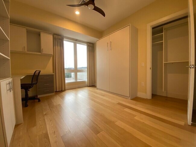 Building Photo - 488 Dorchester Ave