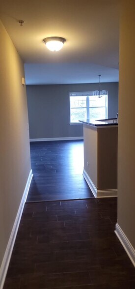 Building Photo - 1 Itasca Pl