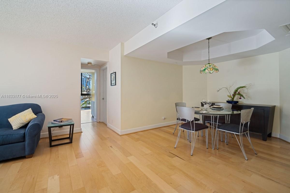 Building Photo - 3610 Yacht Club Dr