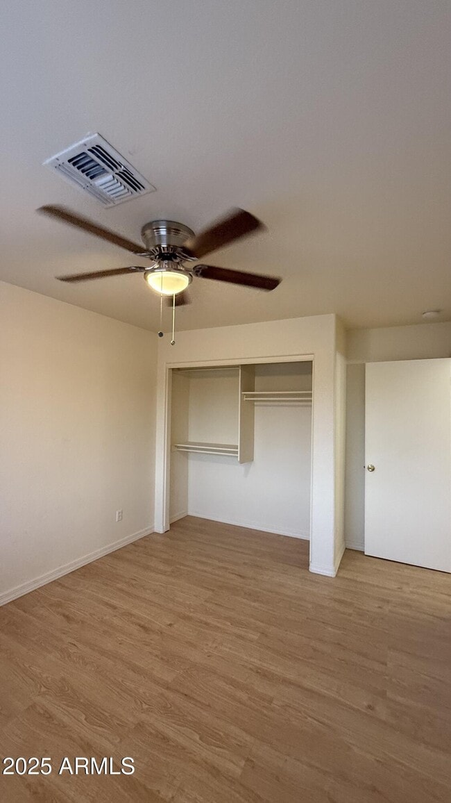 Building Photo - 5109 N 125th Dr