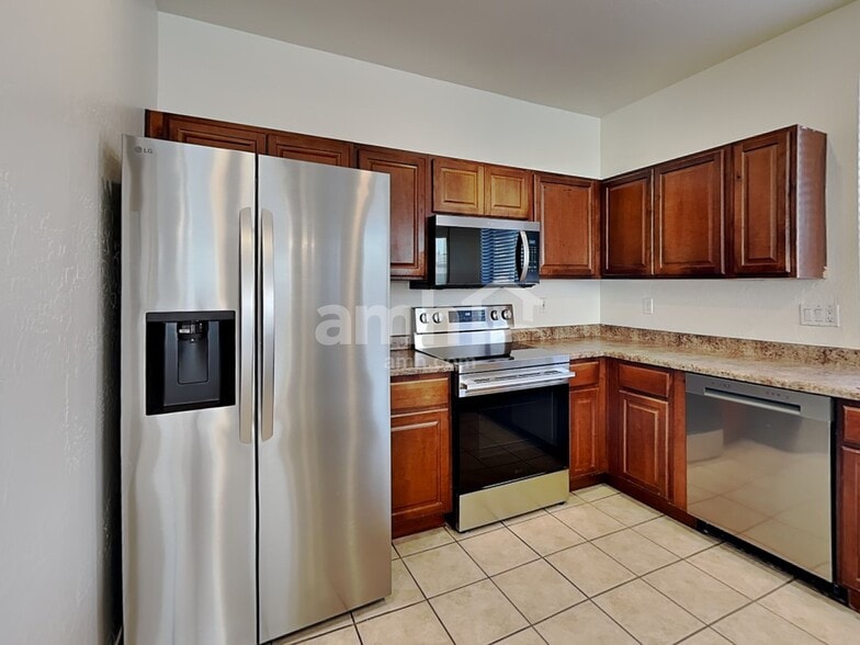 Building Photo - 2138 S Compton