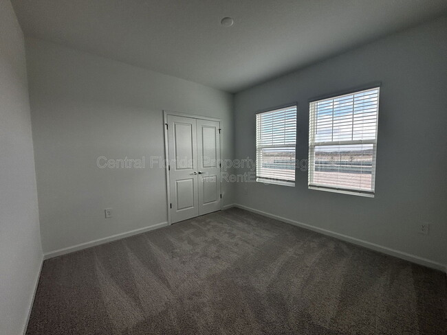 Building Photo - 7370 Summer Ivy Aly