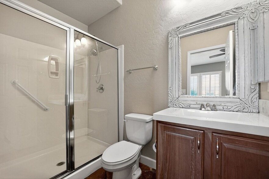 Building Photo - 8224 Imperial Lakes St