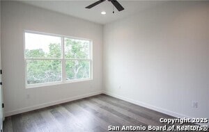 Building Photo - 320 Flanders