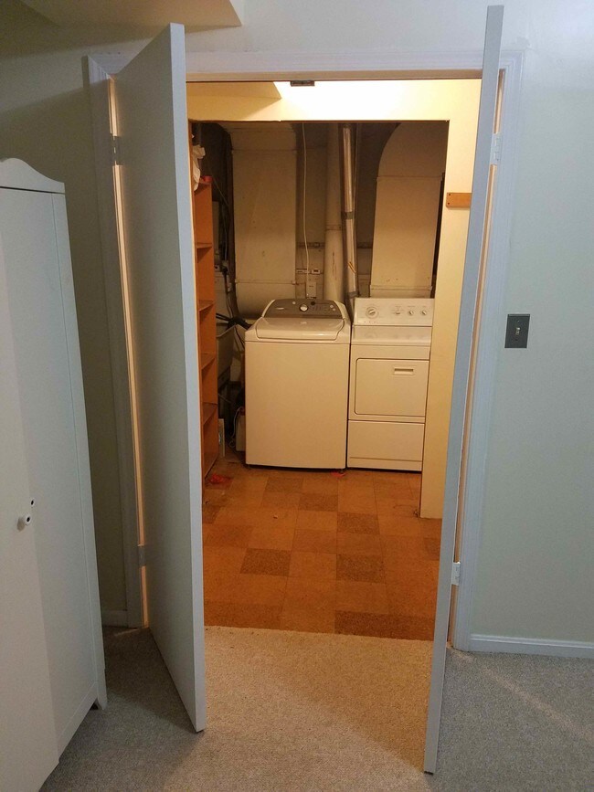 Building Photo - 5112 Norbeck Rd