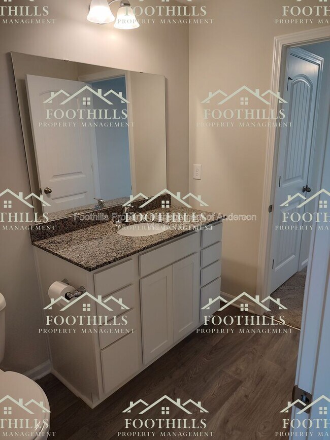 Building Photo - 145 Adger Rd