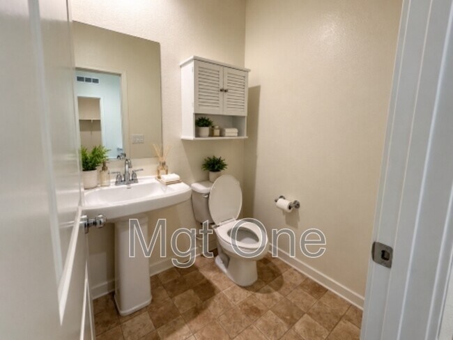 Building Photo - 12844 Sovite Way