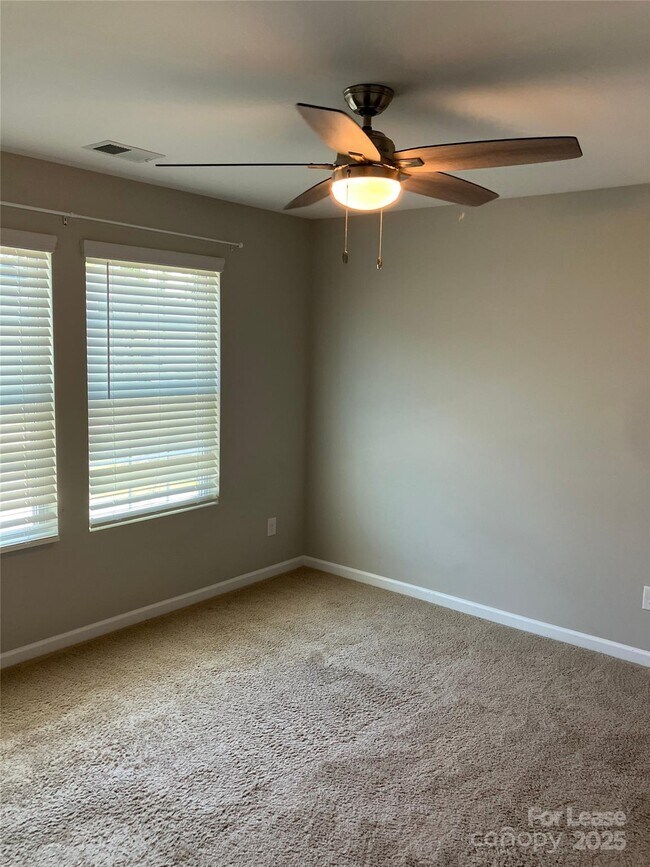 Building Photo - 10421 Bluejack Oak Ct