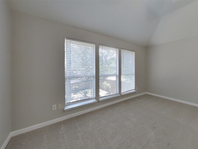 Building Photo - 1735 Wilderness Park Ct