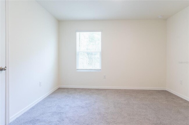 Building Photo - 4807 SW 51st Dr