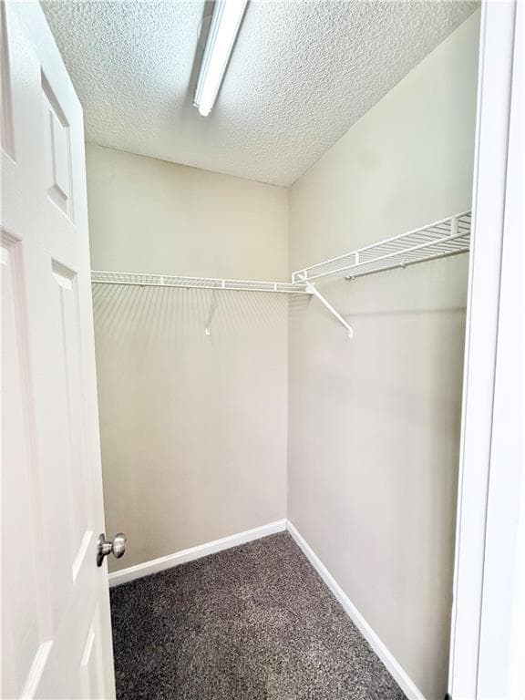 Building Photo - 1609 Heyford Cir NW