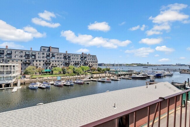 Building Photo - 33 Commercial Wharf