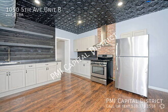 Building Photo - Recently Remodeled, Modern 2 bed/1 bath Ap...