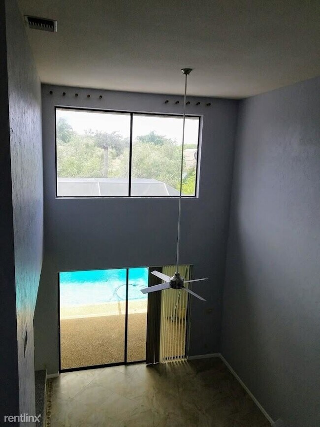 Building Photo - 4 br, 2.5 bath House - 10334 NW 6th Ct