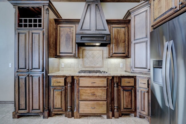 Building Photo - 812 Ryan Rd