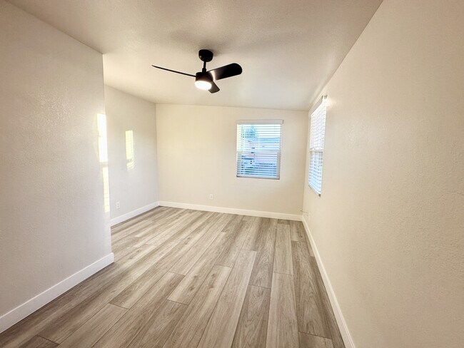 Building Photo - 2315 Tavern Rd