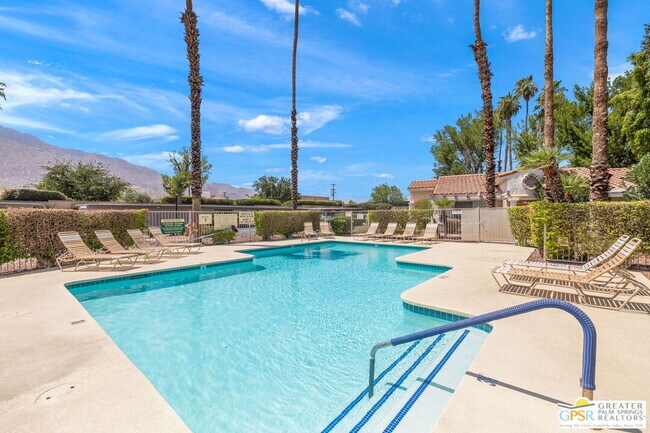 Building Photo - 505 S Farrell Dr