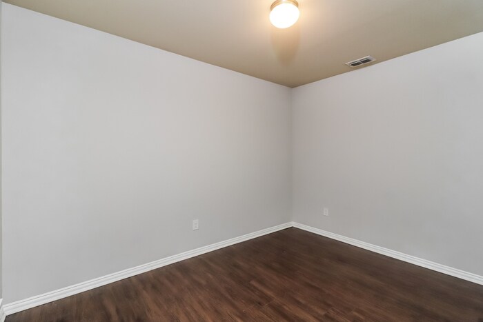 Building Photo - 3153 Hanna Ranch Blvd