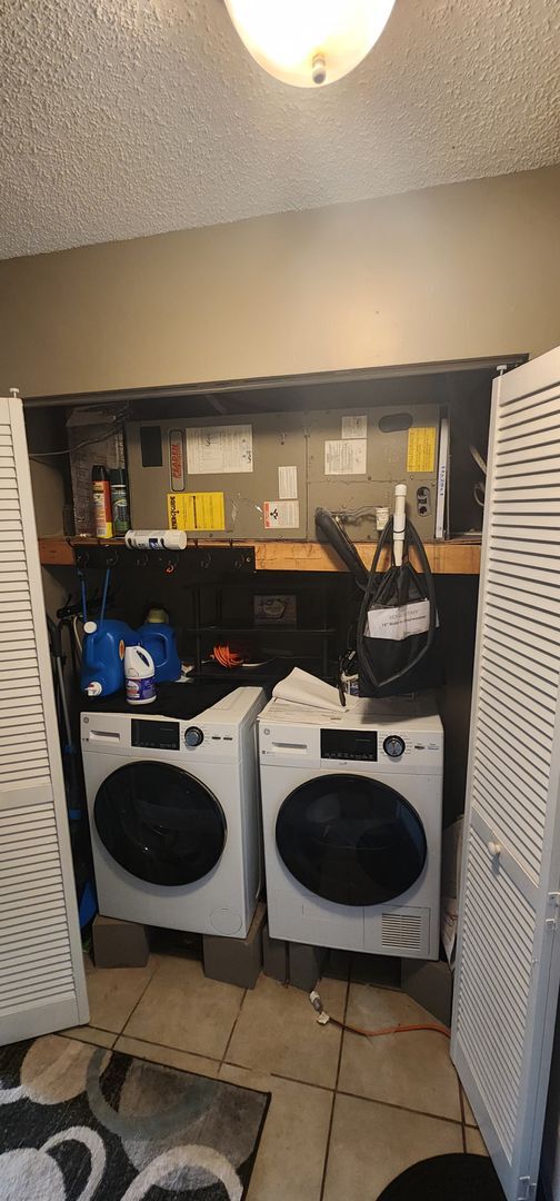 Building Photo - First two weeks for approved applicant.