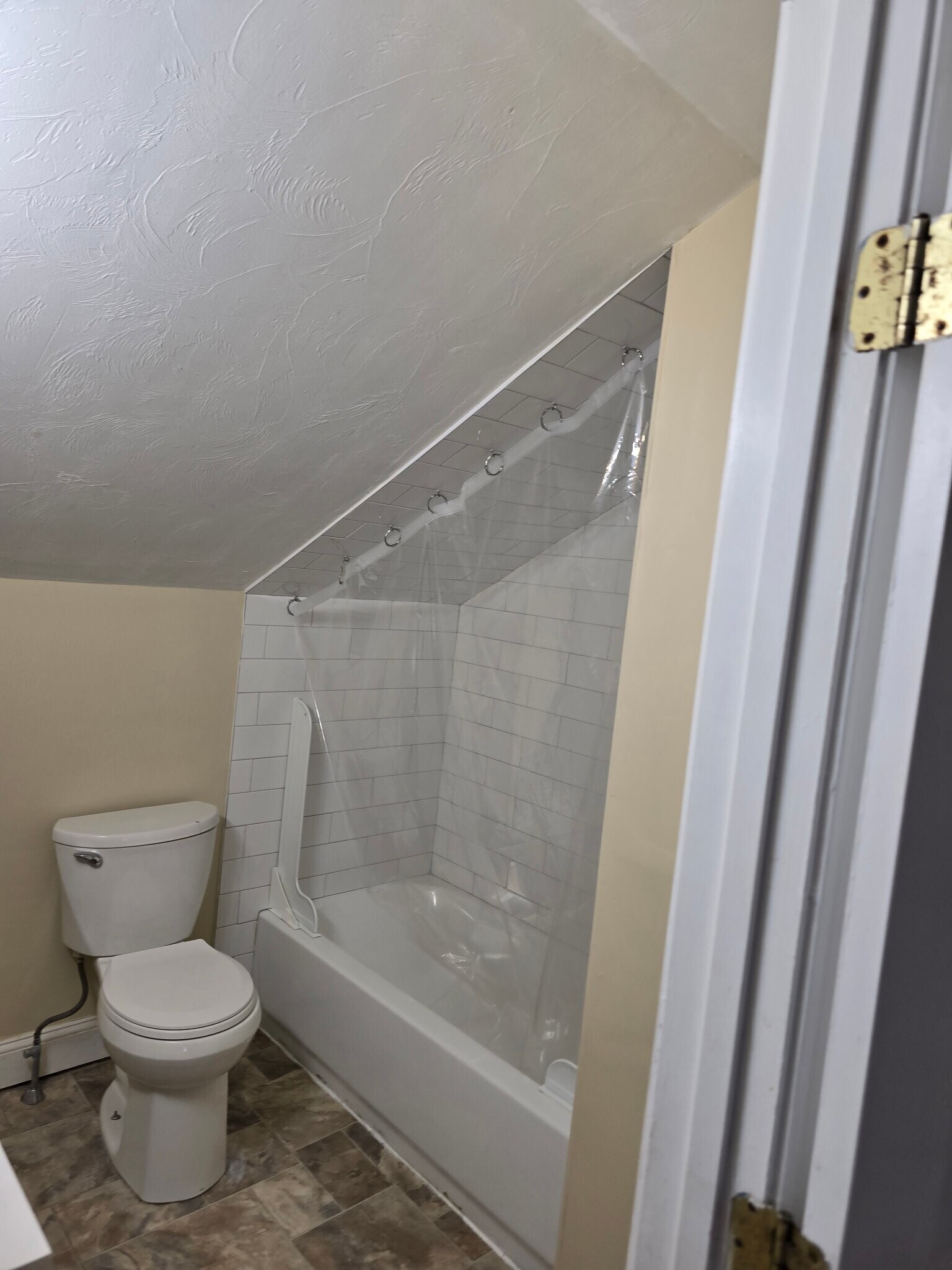 Building Photo - 27 Shelby St