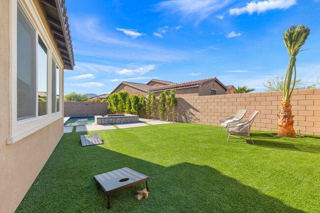 Building Photo - 81890 Via Encinitas