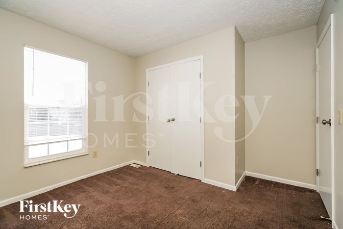Building Photo - 10709 Palmyra Ct
