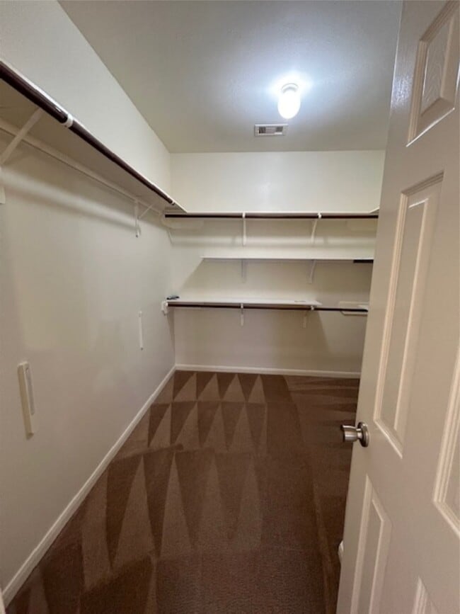 Building Photo - 13046 Echo Landing Dr