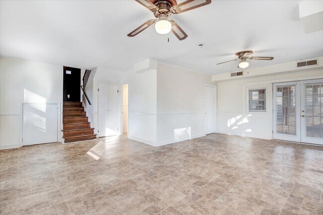 Building Photo - 514 Forest Hill Dr