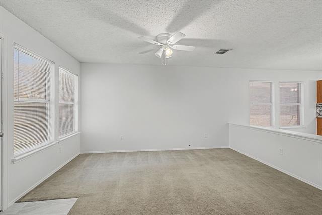 Building Photo - 1421 Knottingham Dr