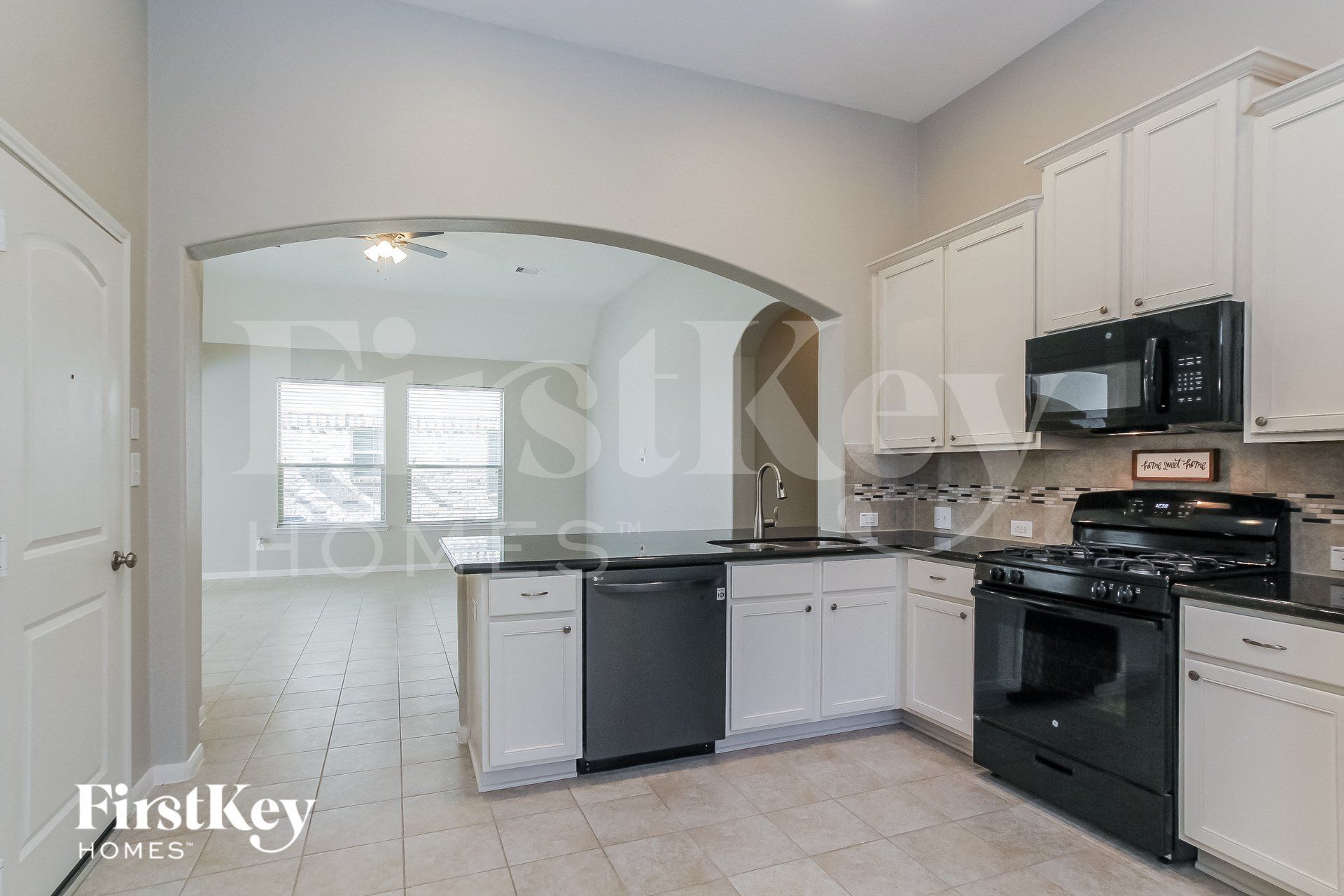 Building Photo - 331 American Black Bear