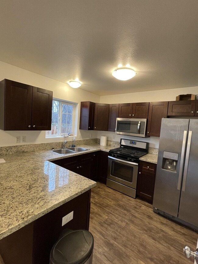 Building Photo - 2145 S Valley Loop
