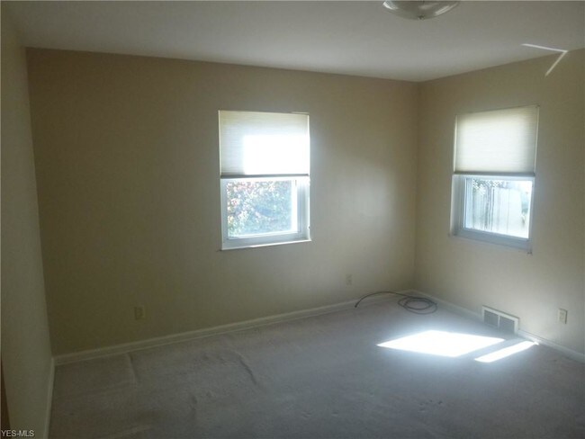 Building Photo - 1756 Liberty Dr