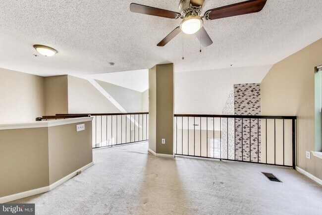 Building Photo - 918 Westhaven Dr
