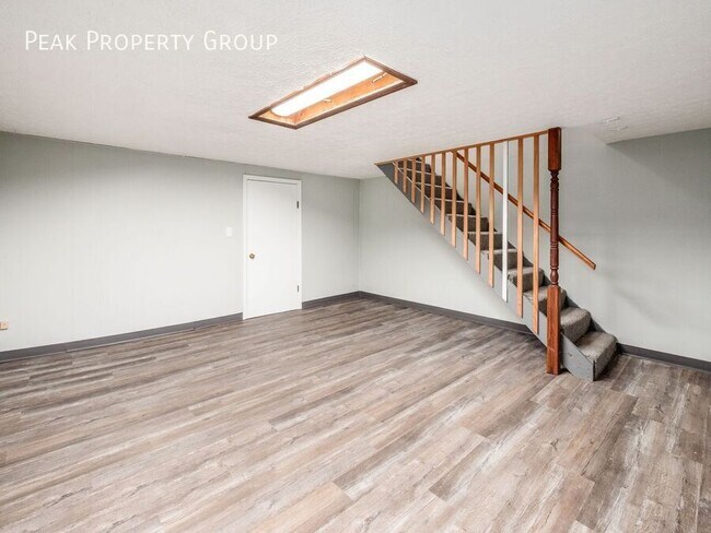 Building Photo - 4507 Westborough Dr W